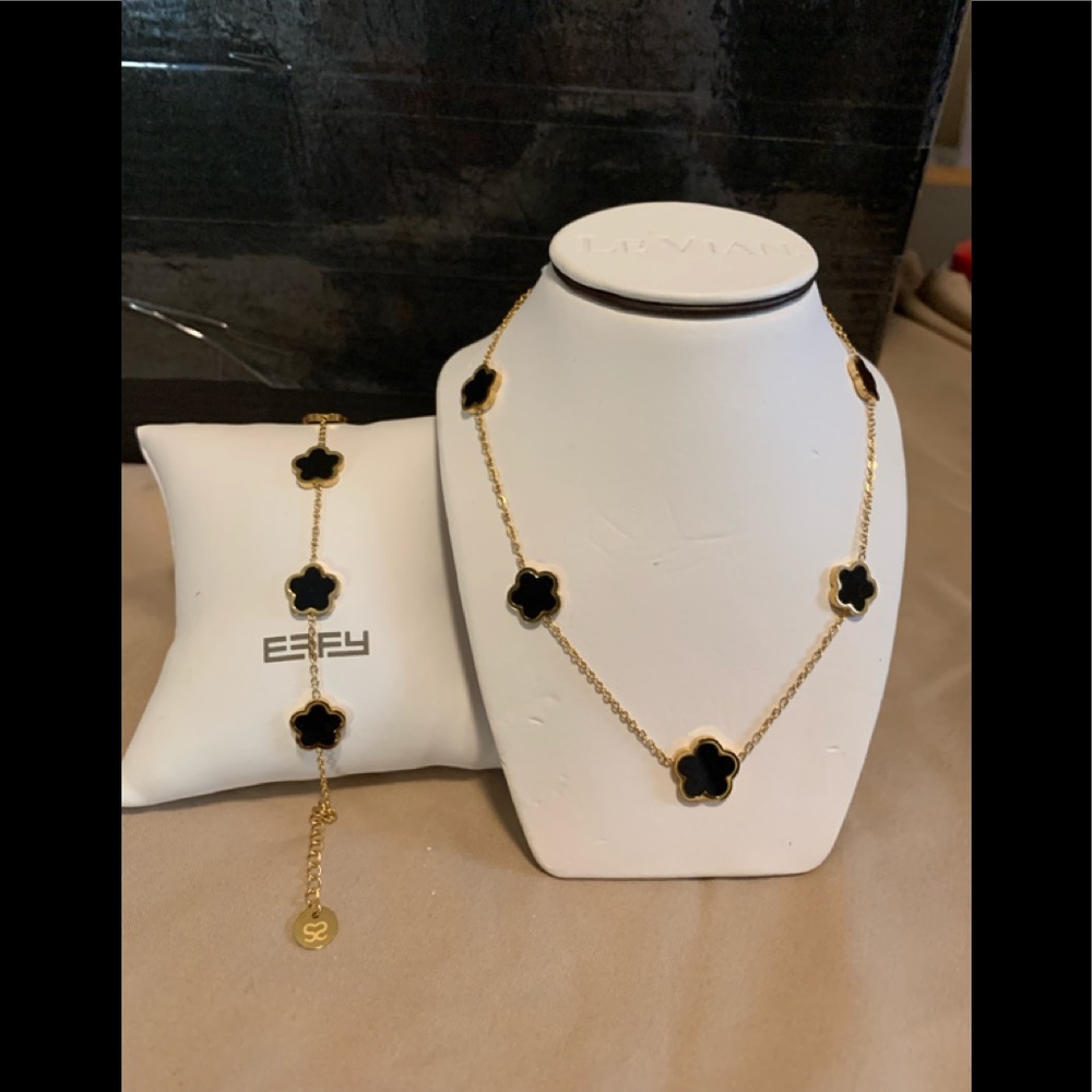 Gold/Black Clover Jewelry set